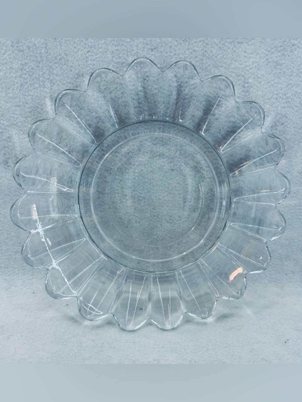EUC Vintage Heisey Clear Glass Crystolite
Salad Plate 8"
